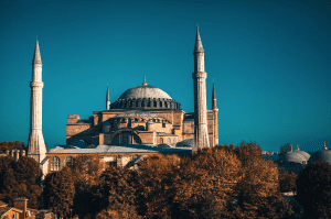 Amazing 14th century images of Aya Sophia before its conversion to a museum