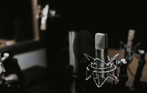 Five of the Best Self Help Podcasts to Listen to this Year